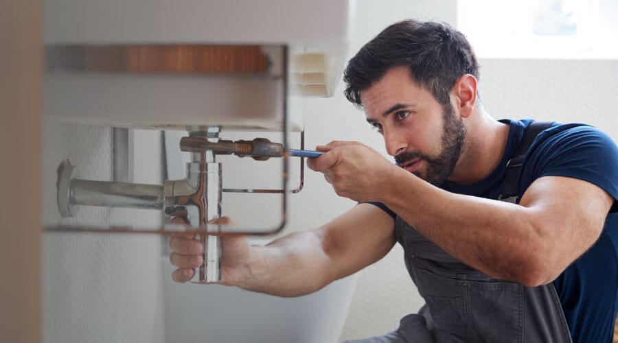 Water heater thermostat replacement in Buffalo, IN